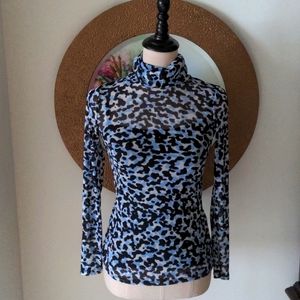 White House Black Market top